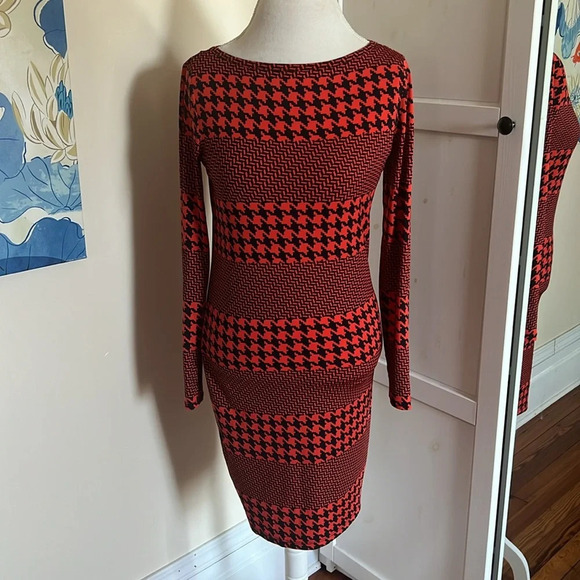 Michael Michael Kors Red Orange/Black Houndstooth Pattern Jersey Dress - XS - Picture 2 of 7